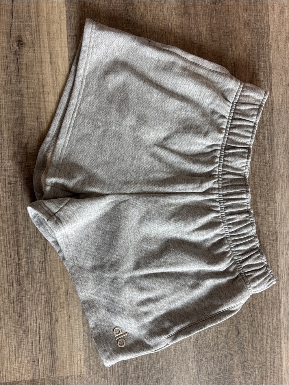 ALO Yoga Light Gray Women's Shorts EUC